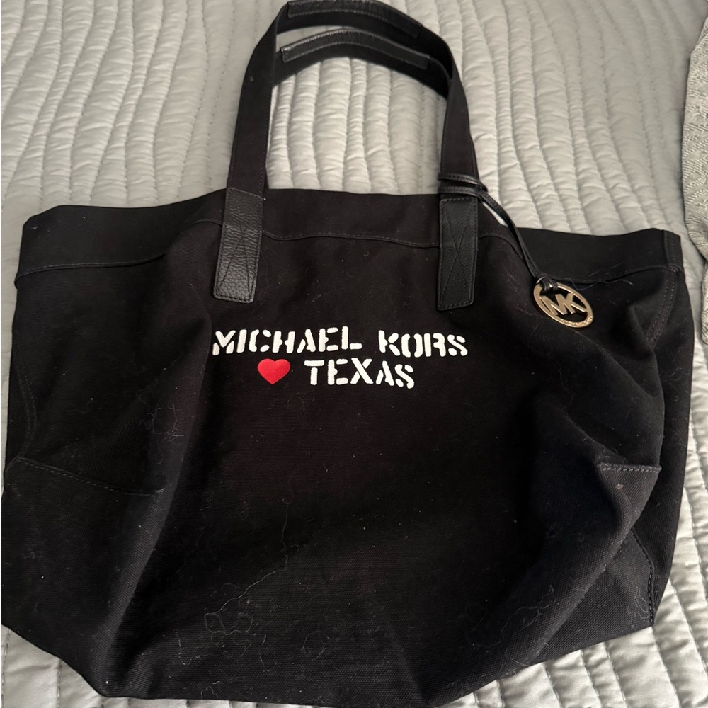 Michael Kors Black Texas ❤️ Tote